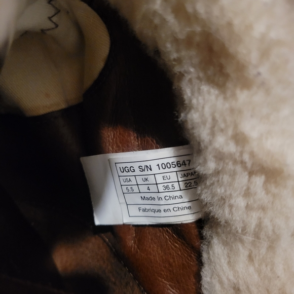 UGG SCARLETT HEEL ANKLE BOOTS - Picture 11 of 11